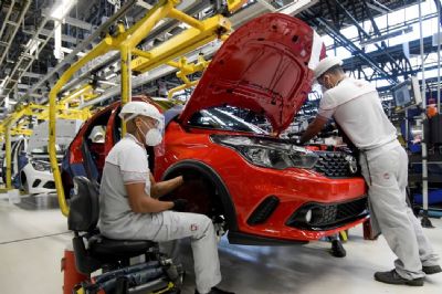 Imagem de  Setor automotivo pode virar o ano sem uma política industrial